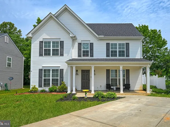 307 Cardinal Rd, Louisa, VA 23093