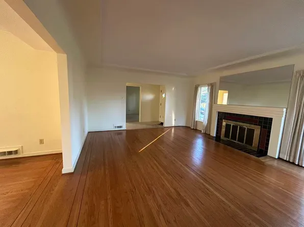 1378 Devonshire Cres, Vancouver, BC V6H 2G4