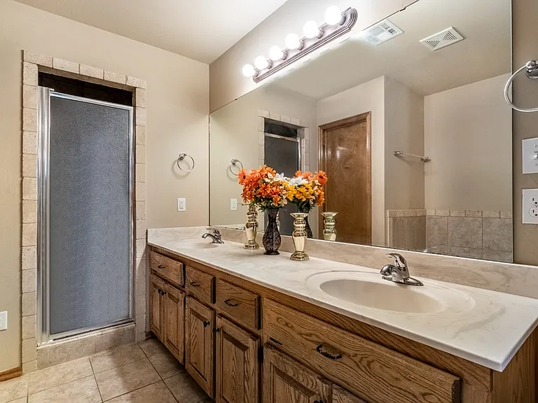 8205 Hillers Rd — Photo 5