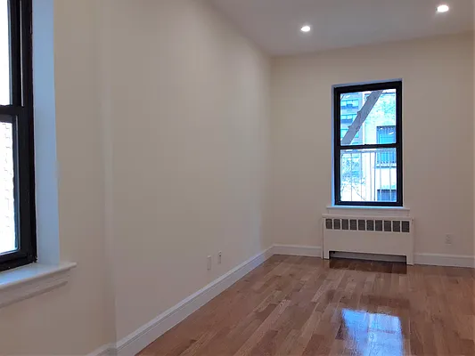 Rented by Corcoran | media 18