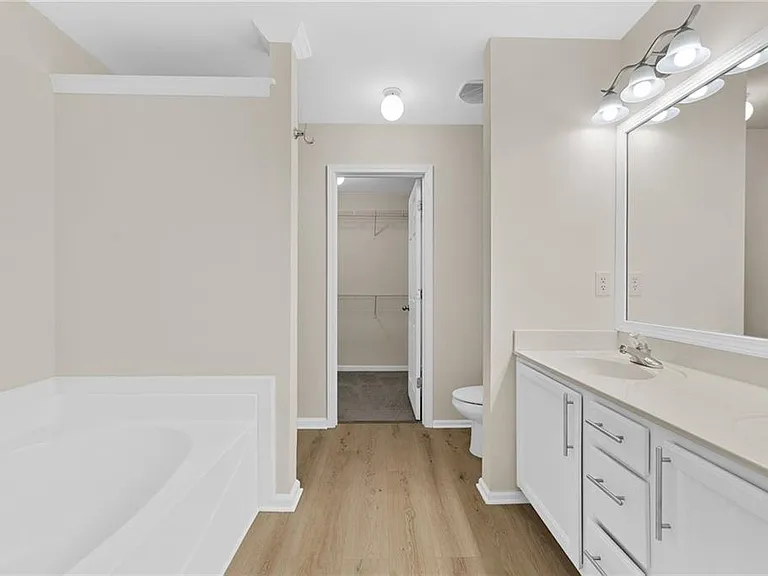318 Knelston Oak Dr — Photo 25