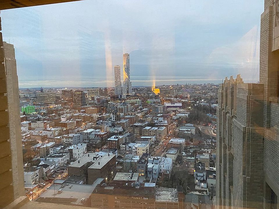 1st image of 4 Beacon Way APT 1812