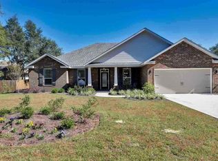 7245 Broadmoor St, Navarre, FL 32566