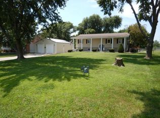 15957 W 150th St, Bonner Springs, KS 66012