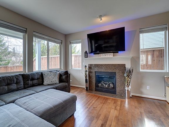 3rd image of 17002 SE 262nd St