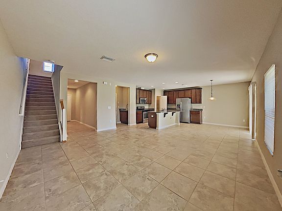 4th image of 16014 Persimmon Grove Dr