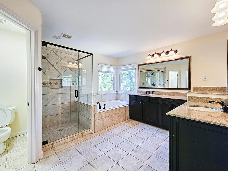 3373 Hunters Point Rd SE — Photo 15