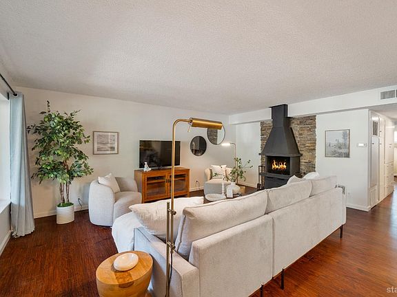 2nd image of 1129 Herbert Ave #C