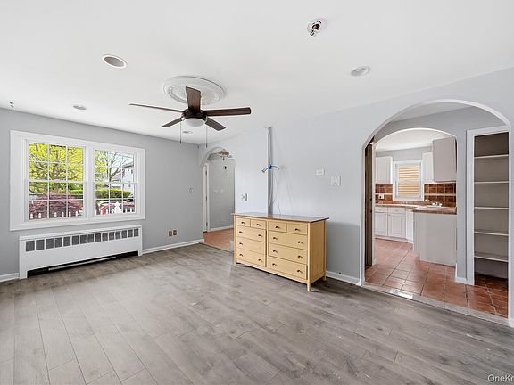 5th image of 1074 Harrison Street