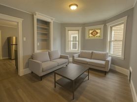 18 Chase St, Dorchester, MA