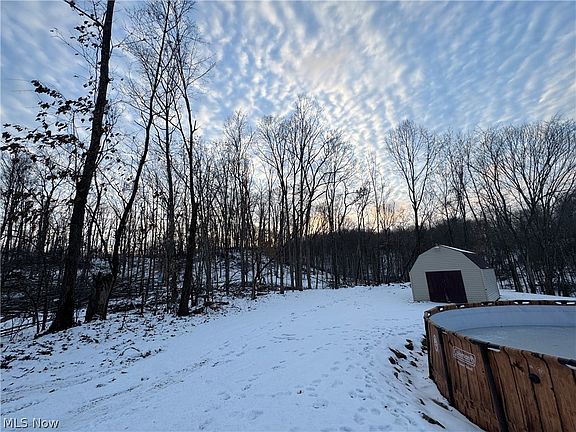 4th image of 1105 Pacific Rd NE