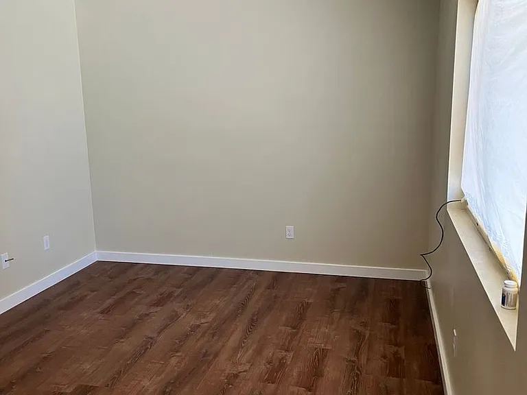 2814 N Center St — Photo 3