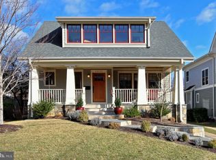 1511 N Buchanan St, Arlington, VA 22205