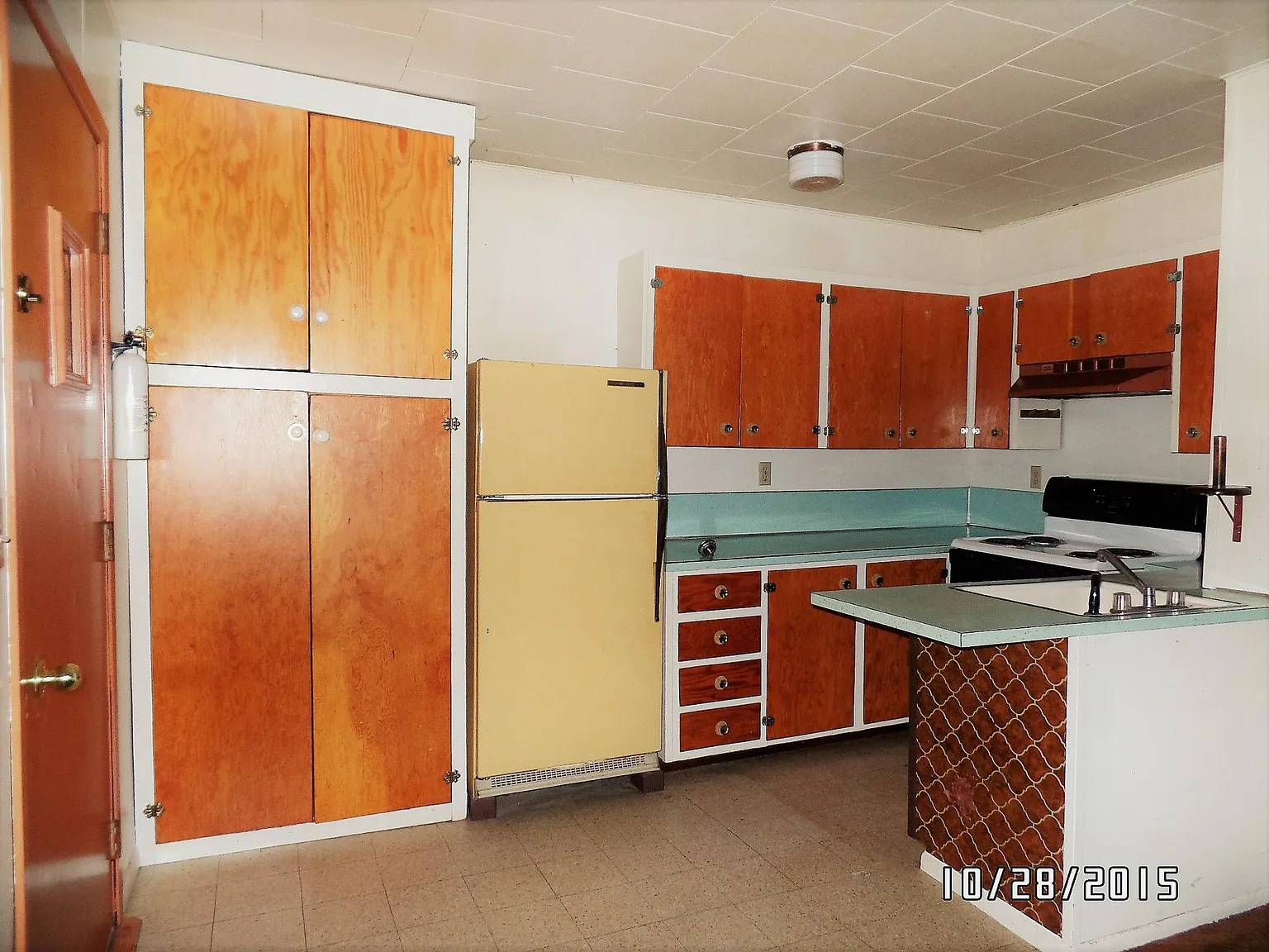 1 bed, 300 sqft, $755 — Photo 3