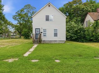 15319 Lexington Ave, Harvey, IL 60426