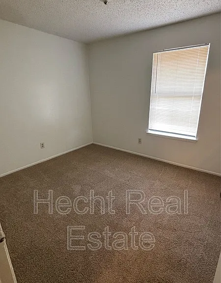 5705 Cougar Dr #C — Photo 8