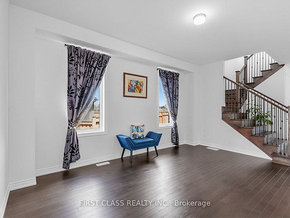 4th image of 15 Abbey Cres