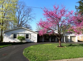 211 Newsom Ave, Columbus, IN 47201