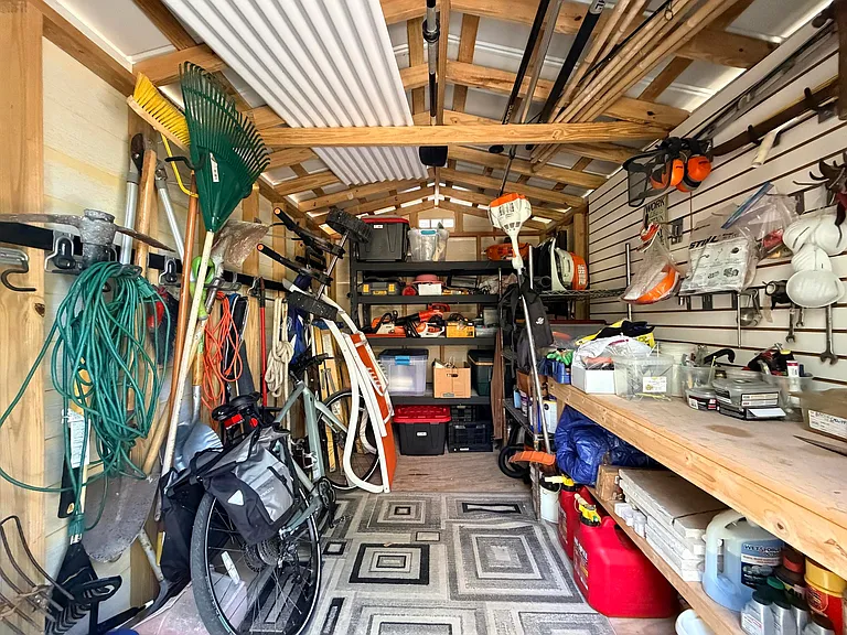 13 Pirates Dr — Photo 16