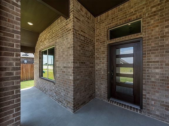 4th image of 314 Pennington Rd