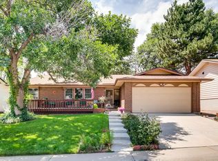 561 S Field Ct, Lakewood, CO 80226