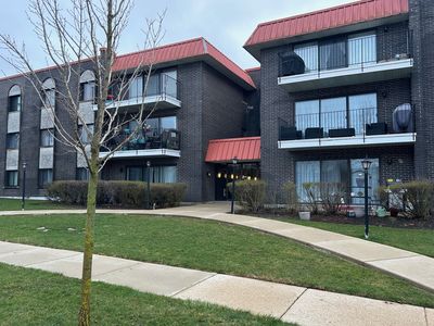 1255 W Prospect Ave APT 107, Mount Prospect, IL, 60056