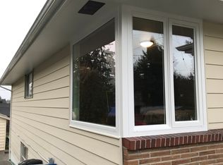 9425 25th Ave SW, Seattle, WA 98106