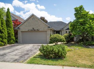 172 River Oaks Blvd E, Oakville, ON L6H 5N7