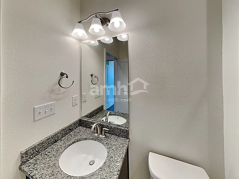 4708 Windy Hammock Way — Photo 14