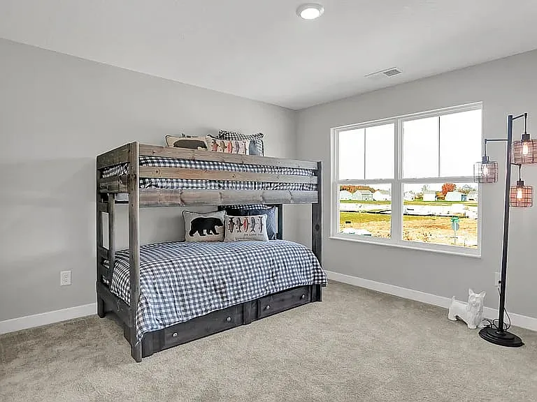 15243 Farrington Way — Photo 39