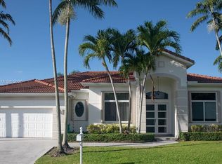 8464 SW 138th St, Palmetto Bay, FL 33158