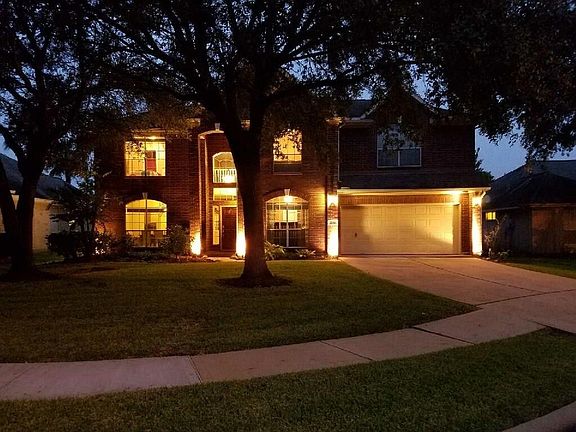 3rd image of 2506 Crystal Lake Ct
