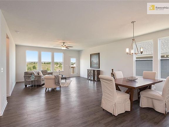 Simulated Images. Actual home may vary.