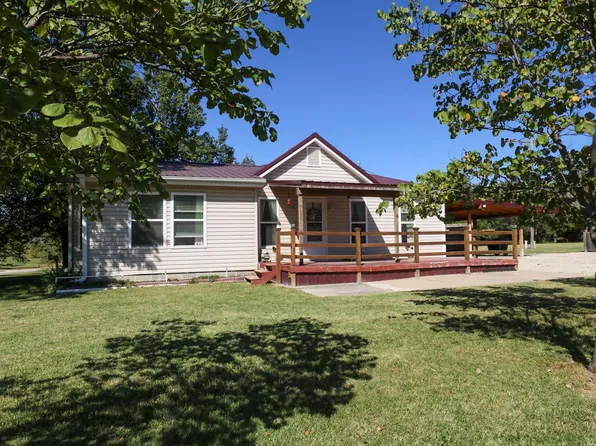 8 E 6th St, Allen, KS 66833