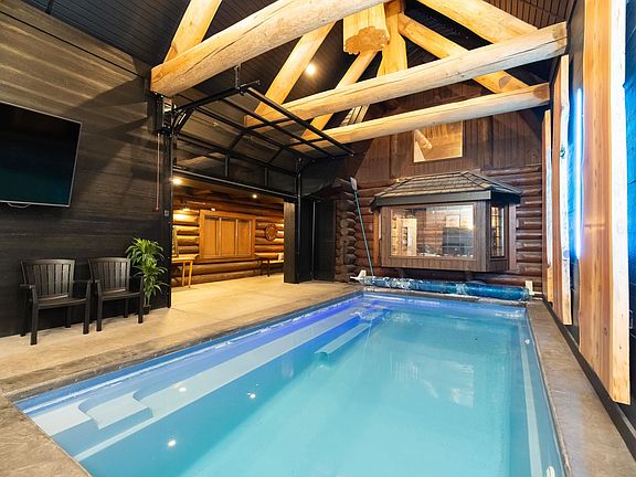 2nd image of 46492 Valleyview Rd