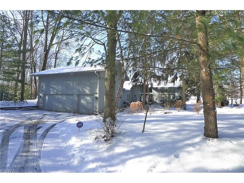 469-11 Antler Point photo 1