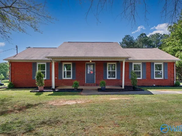 208 Bumblebee Dr, Harvest, AL 35749