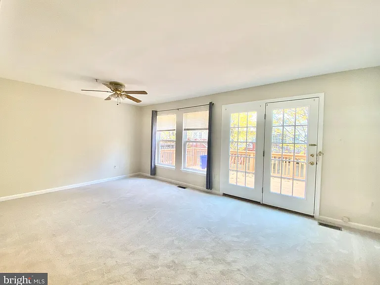 13765 Palmetto Cir — Photo 12
