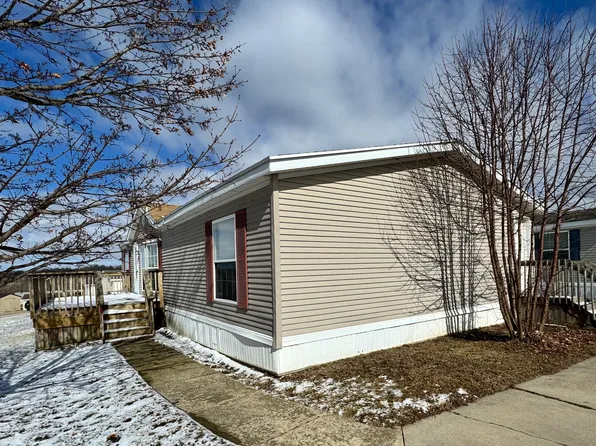 178 Constitution Cir #315, Potterville, MI 48876
