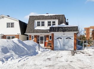 37 Priam Way, Ottawa, ON K2H 8S7