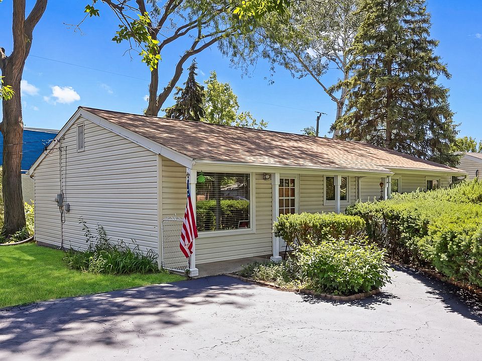 1st image of 105 Rocklyn Ct