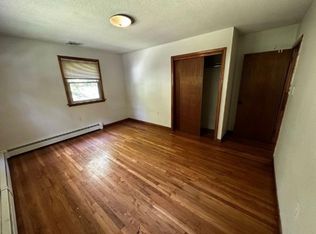 54 North St, Andover, MA 01810