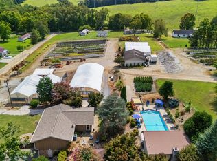 3615 Strong Rd, Mascot, TN 37806
