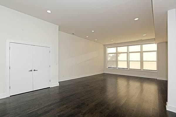 1st image of 1741 N Milwaukee Ave #2