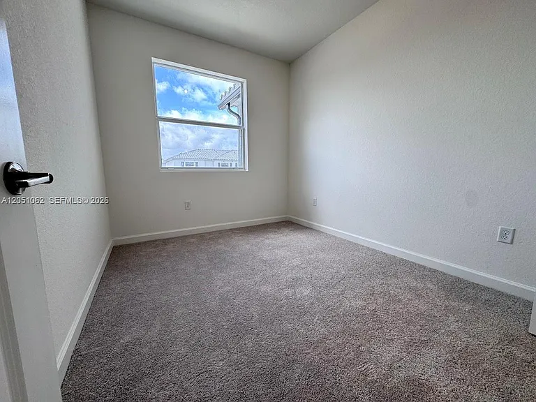 1182 SE Palm Dr — Photo 16