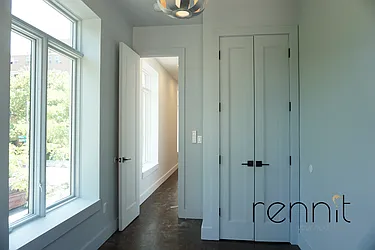 Rented by Rennit Inc.