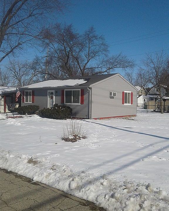 1st image of 210 Canby Ave