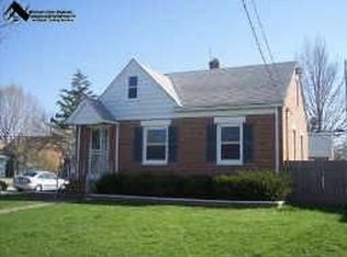 19618 Mohawk Ave, Cleveland, OH 44119