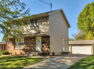 3820 43rd St, Des Moines, IA 50310