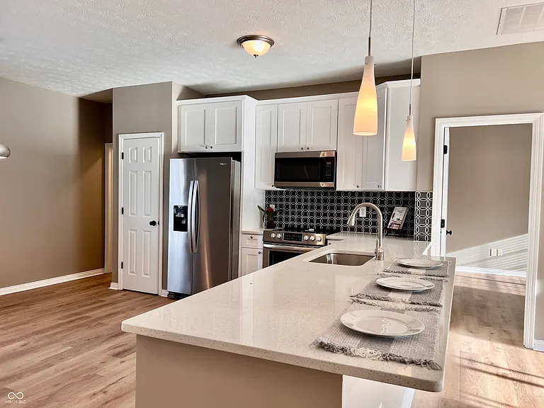 12972 Brookdale Dr — Photo 5